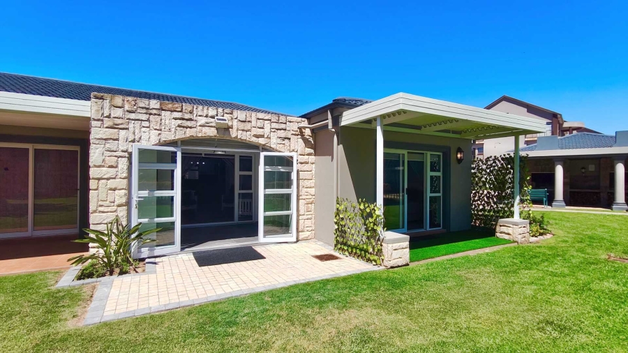 3 Bedroom Property for Sale in Diaz Beach Western Cape